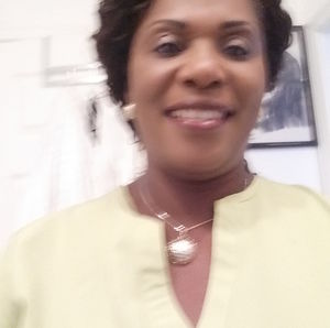 Meet your Posher, Claudine